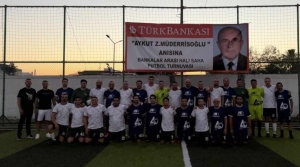Near East Bank ile Asbank’tan 6 gollü futbol şöleni