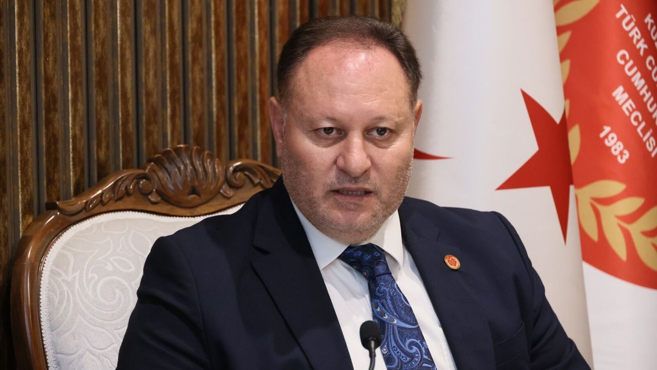 Öztürkler: Kıbrıs Türk gençliğinin sesi izolasyonlardan büyüktür