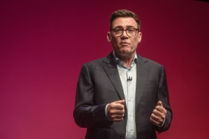 İngiltere Başbakanı Burnham, Brexit’in faydadan çok zarar verdiğini belirtti