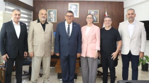 Berova, İşverenler Sendikası heyetini kabul etti
