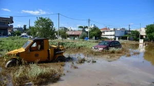 Yunanistan’ın güneyinde şiddetli yağışlar üç gündür etkisini sürdürüyor