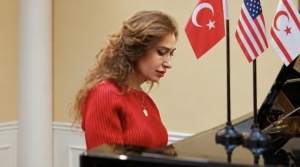 Lâle Atamtürk’ten ABD’de ikinci kez ‘‘Doğaçlamalar’’la piyano resitali