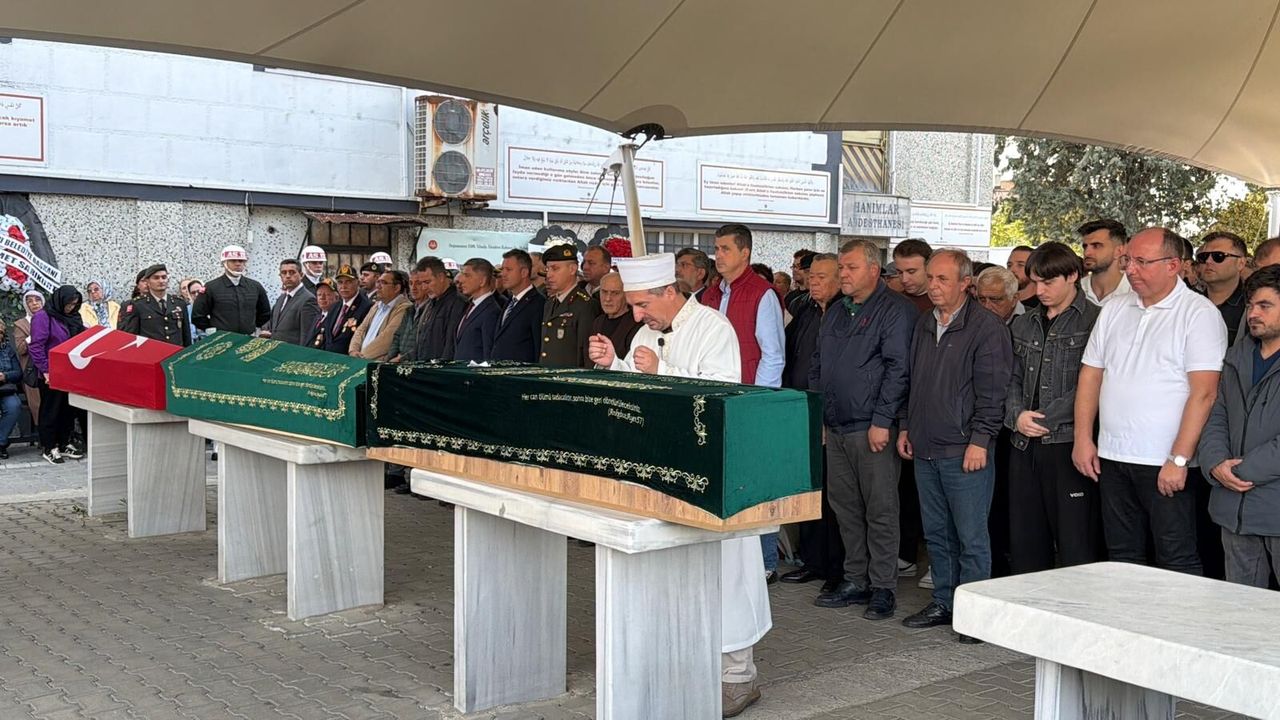 Gemi kazasında yaşamını yitiren Orhan Bekret defnedildi