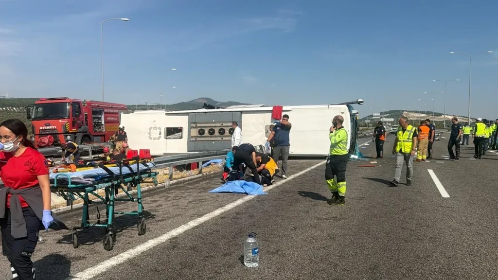 Manisa’da feci kaza: 11 ölü, 27 yaralı