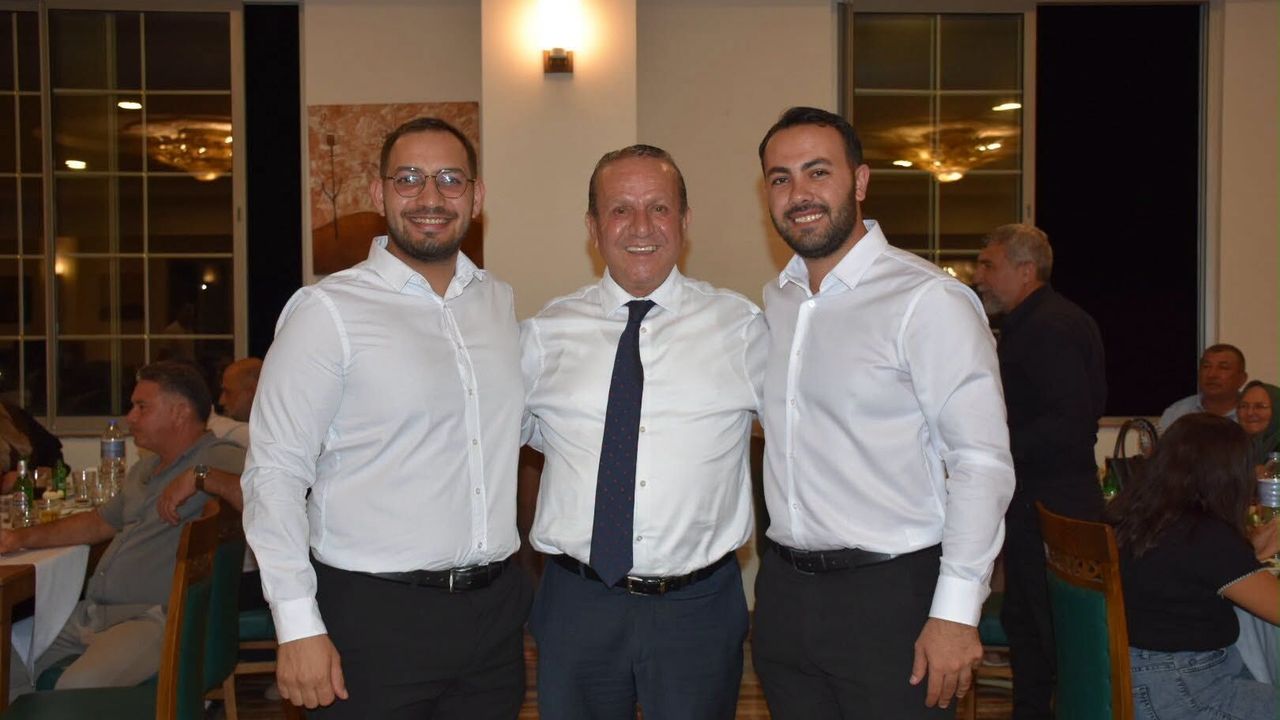 Ataoğlu, gençlerle bir araya geldi
