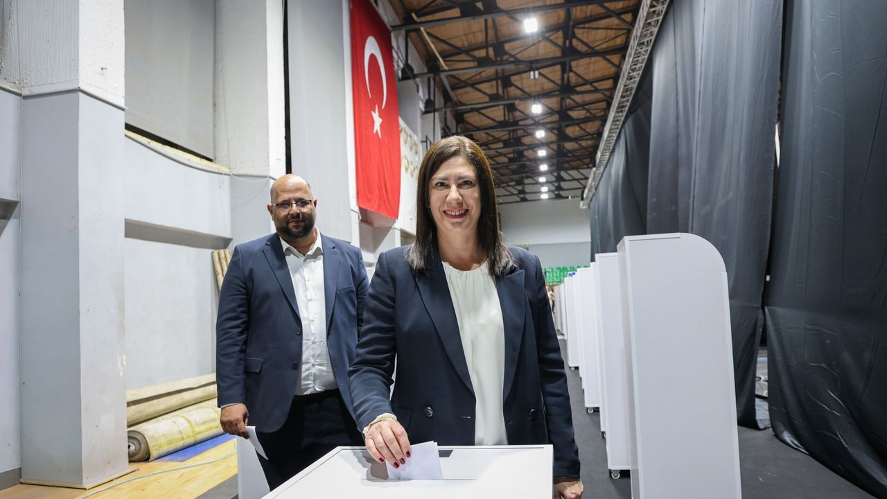 CTP vekil adaylarını belirliyor: İncirli ve Kişi oylarını kullandı