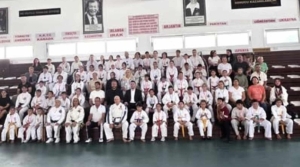 Taekwondocular Hüsrev Çağın anısına yarıştı