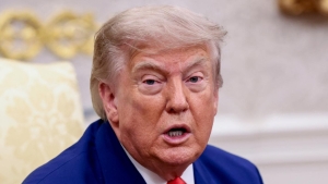 Trump: “Husiler yanlış işler yapıyorlar hem de çok yanlış”