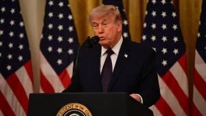Trump: “İran’a ne yapacağımızı bekleyin ve görün”