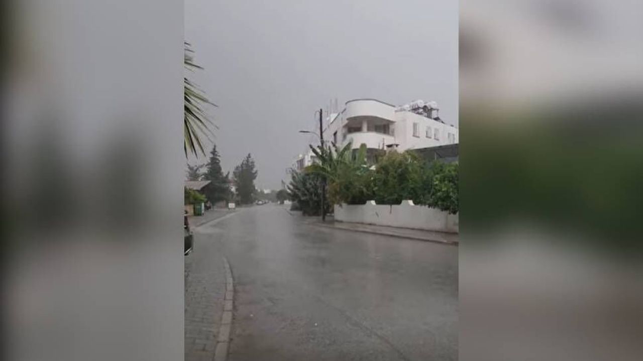 Ülkede sağanak etkili oluyor: Saat 18.00'e kadar en fazla yağışı Taşpınar aldı