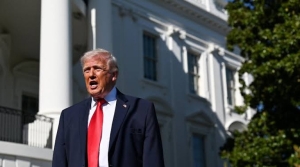 Trump, Rusya’ya yönelik yeni yaptırımları askıya alan kararname imzaladı