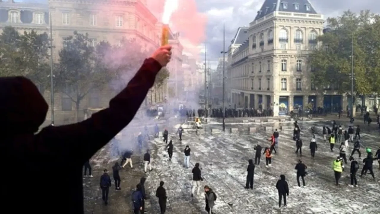 Fransa’da protestolar şiddetlendi: 2 bin 400’den fazla gözaltı, 1 ölü