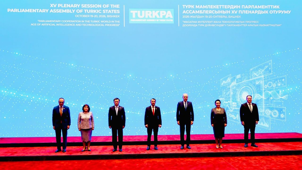 Cumhuriyet Meclisi Başkanı Ziya Öztürkler TÜRKPA aile fotoğrafında…