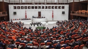 Fon teklifi yasalaştı