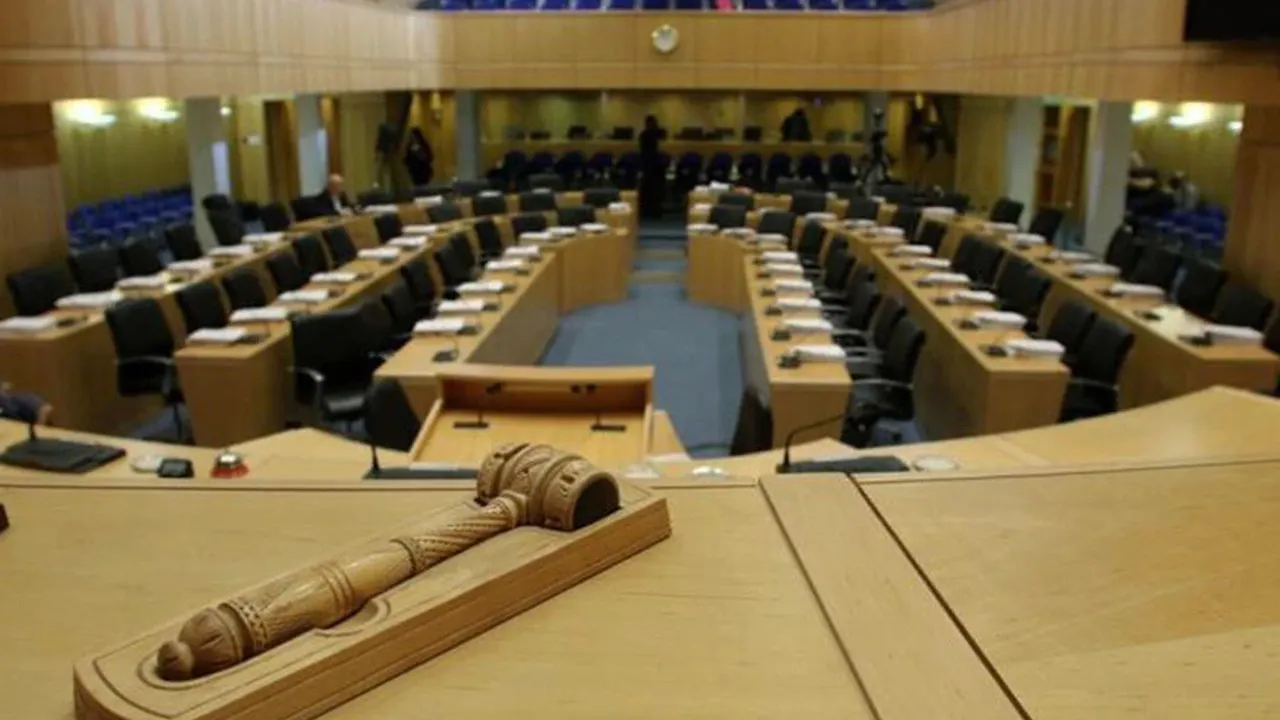 Rum Meclisi Türkiye’ye yaptırım uygulanmasını istiyor