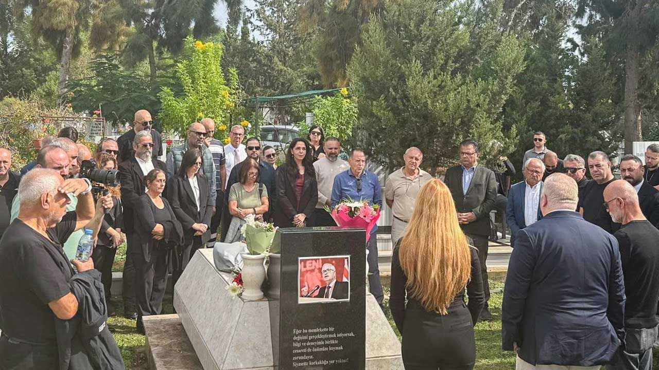Sonay Adem ölümünün 8’inci yıl dönümünde kabri başında anıldı