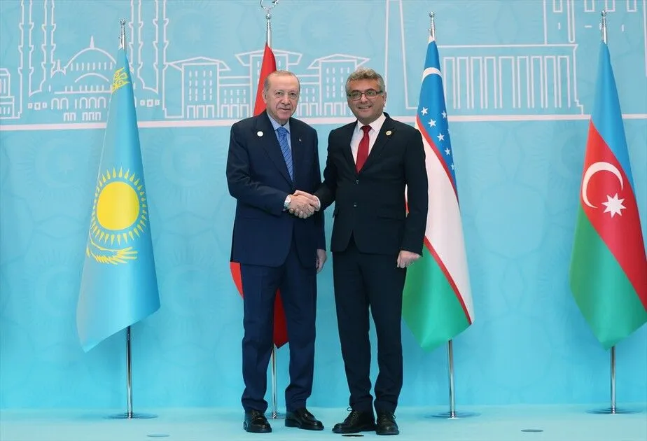 TDT 13. Liderler Zirvesi başladı